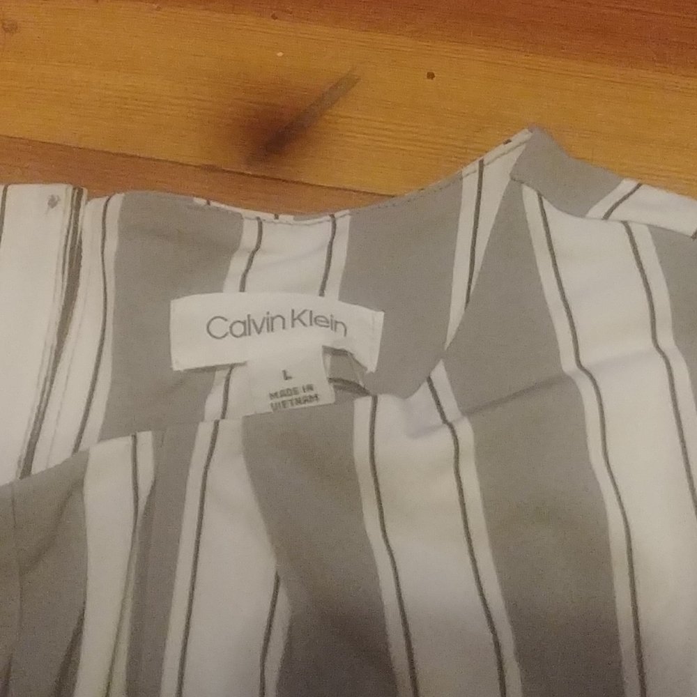 Calvin Klein Tank Top - Picture 4 of 4